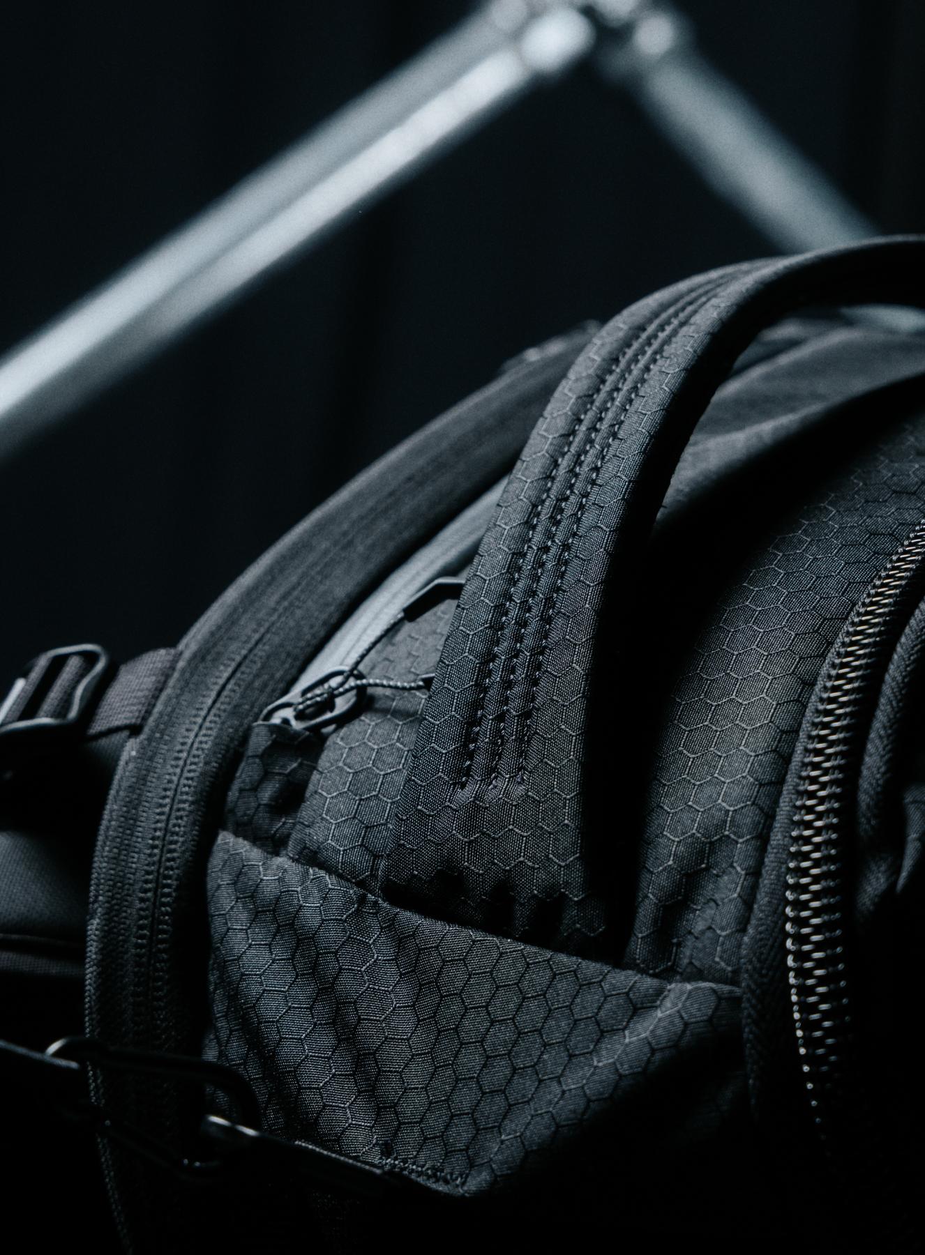 PHANTOM 40L BACKPACK - Image 11