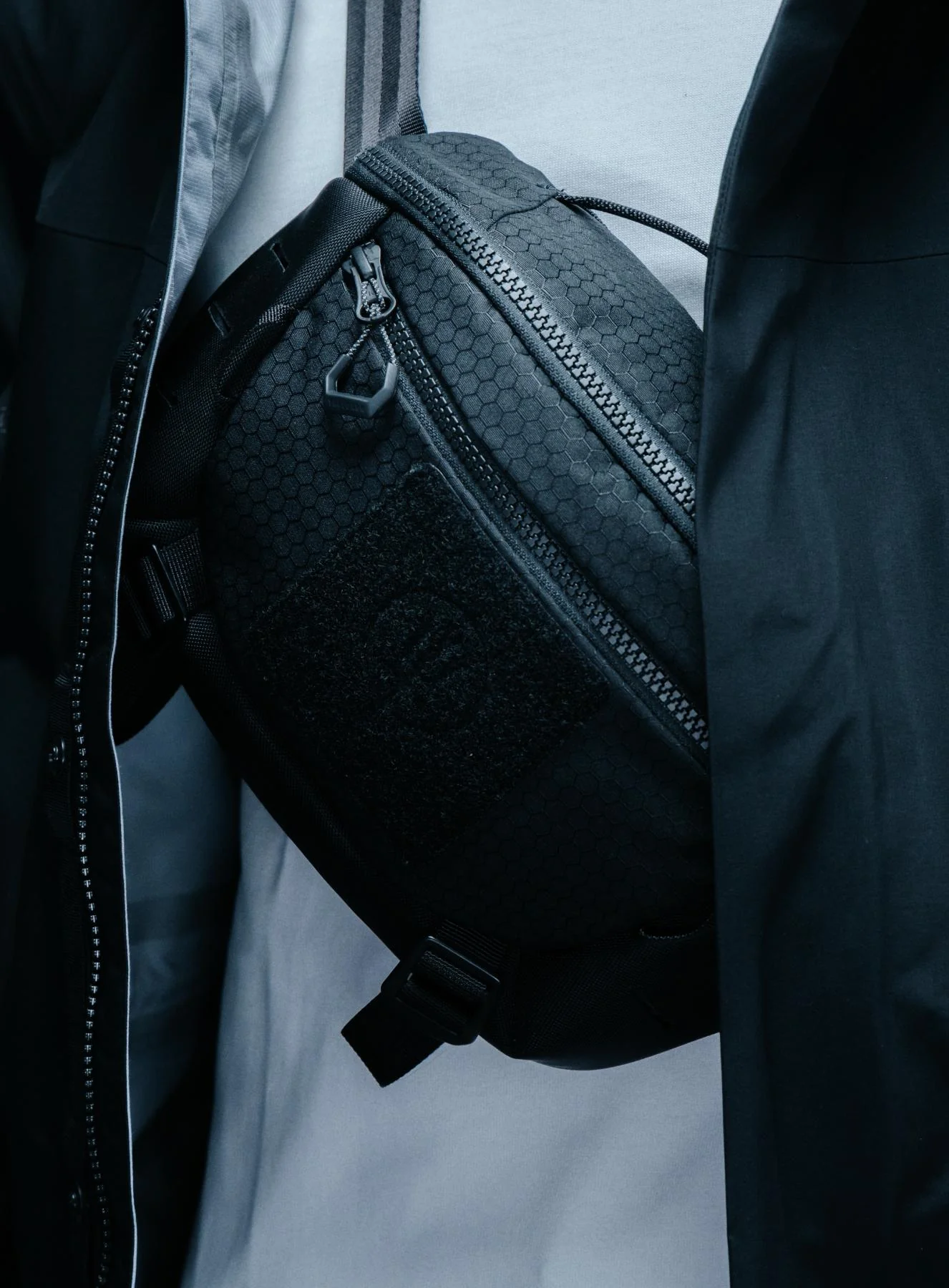 SPECTRAL 5L WAIST PACK - Image 5